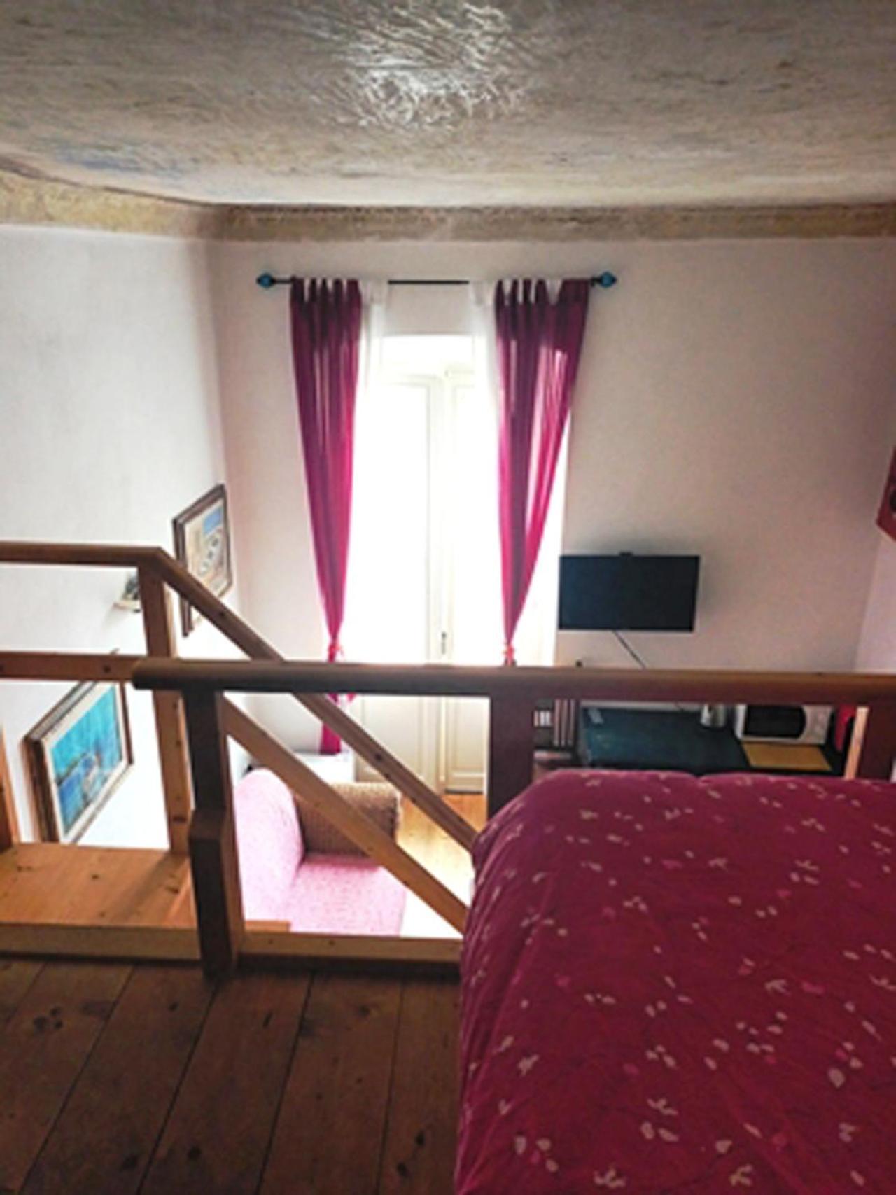 B&B Le Finestre Su Via Cavour Sassari Bilik gambar